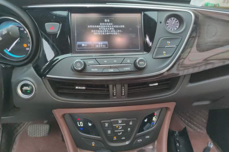 Used Buick Envision 2017 28T Four-Wheel Drive Elite Model Audio And AC Panel