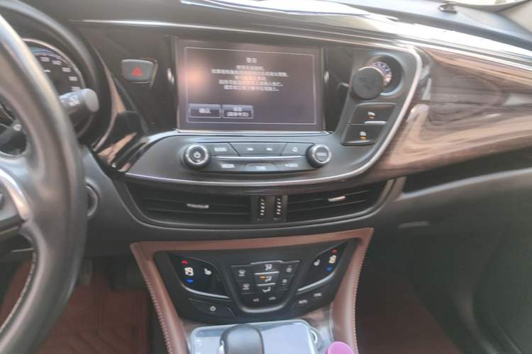 Used Buick Envision 2017 28T Four-Wheel Drive Elite Model Audio And AC Panel