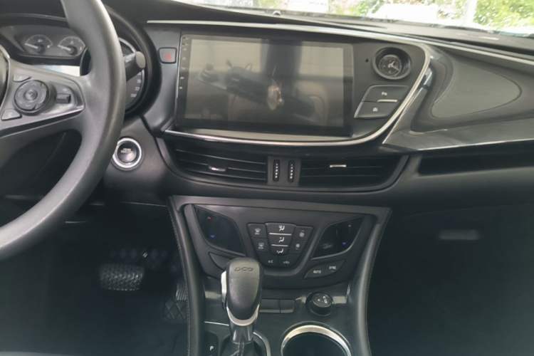 Used Buick Envision 2017 20T Two-Wheel Drive Leading Version Audio And AC Panel