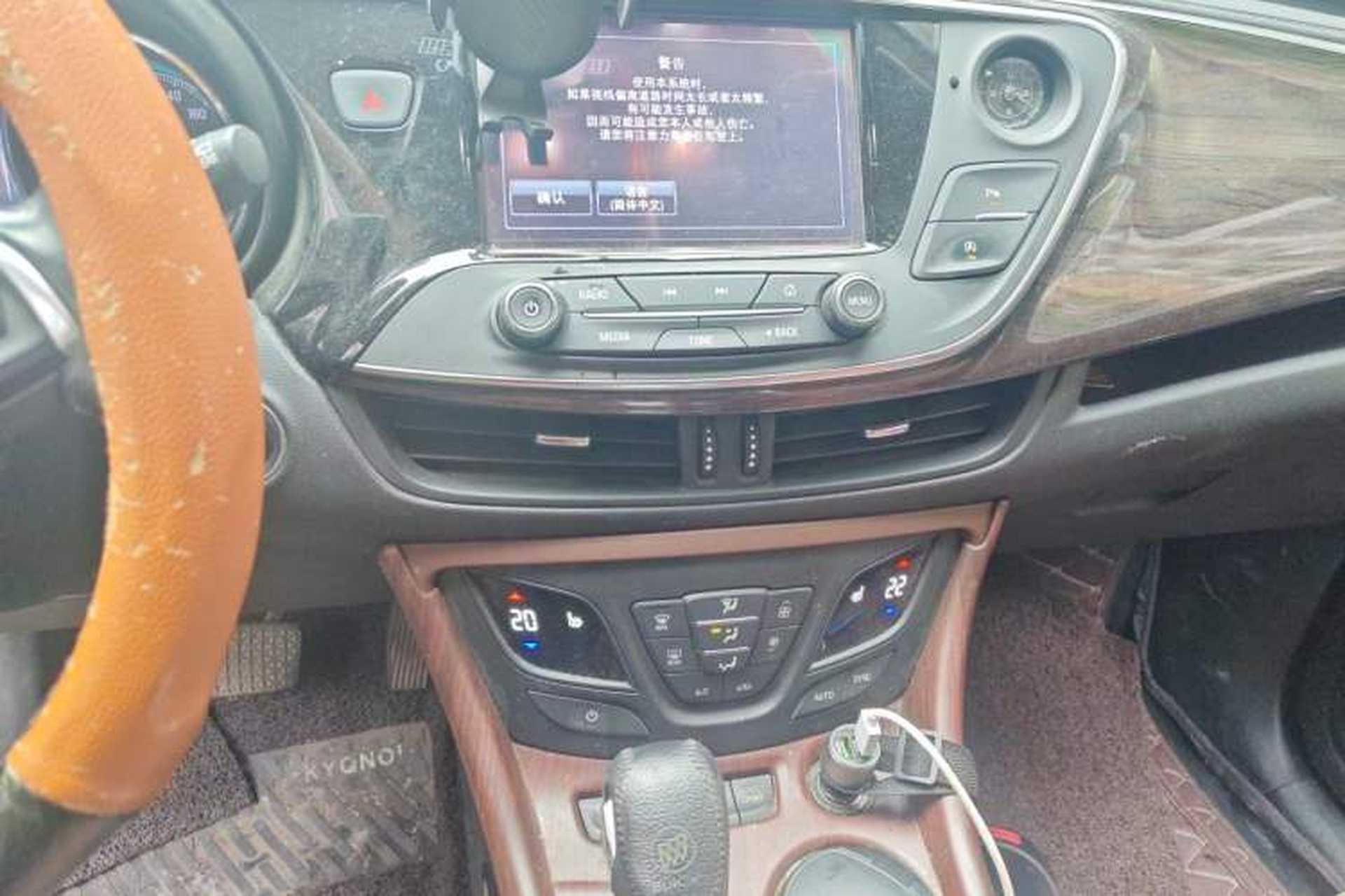 Used Buick Envision 2017 28T Four-Wheel Drive Elite Model Audio And AC Panel