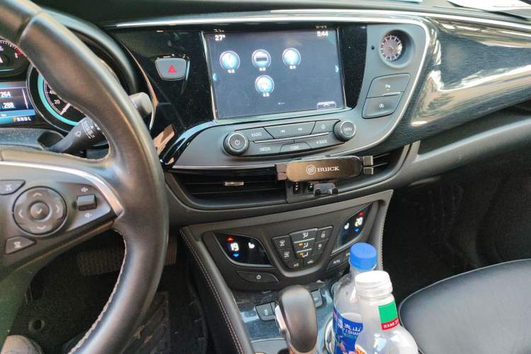 Used Buick Envision 2017 28T Four-Wheel Drive Elite Model Audio And AC Panel