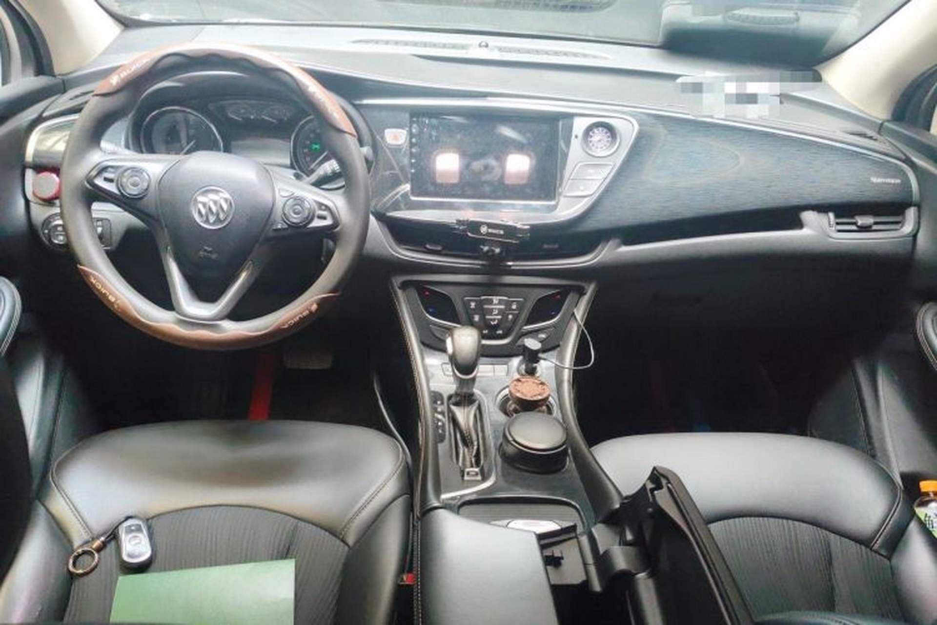 Used Buick Envision 2017 20T Two-Wheel Drive Leading Version Center Console