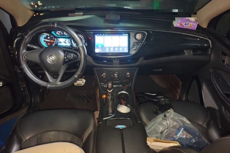Used Buick Envision 2017 20T Two-Wheel-Drive Tech Edition Center Console
