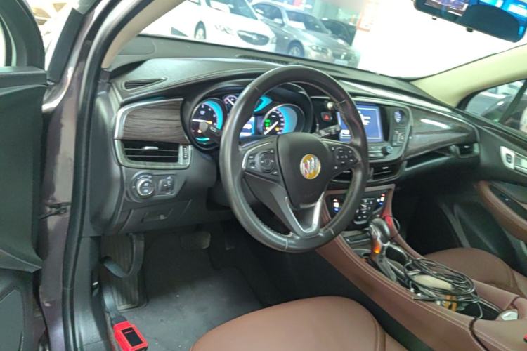 Used Buick Envision 2017 20T Two-Wheel Drive Luxury Model Center Console