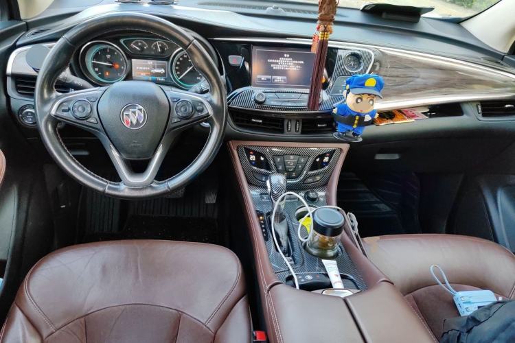 Used Buick Envision 2017 20T Two-Wheel Drive Elite Version Center Console