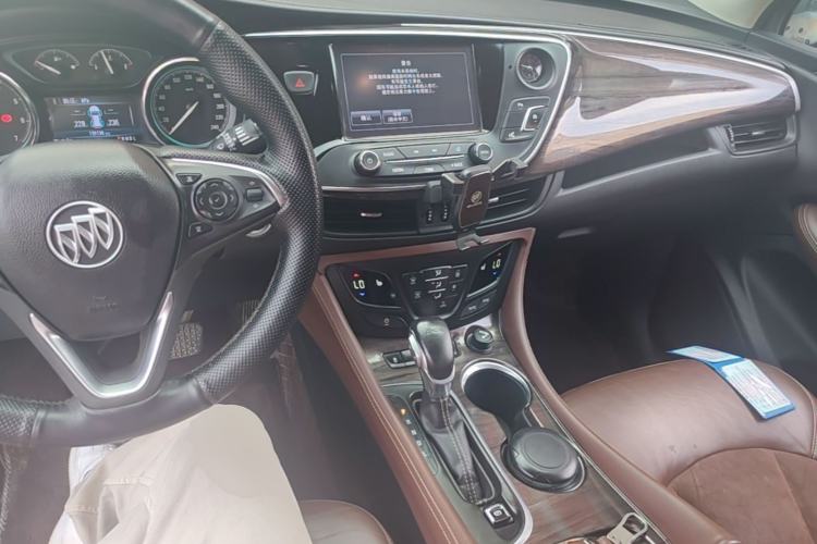 Used Buick Envision 2017 20T Two-Wheel Drive Luxury Model Center Console