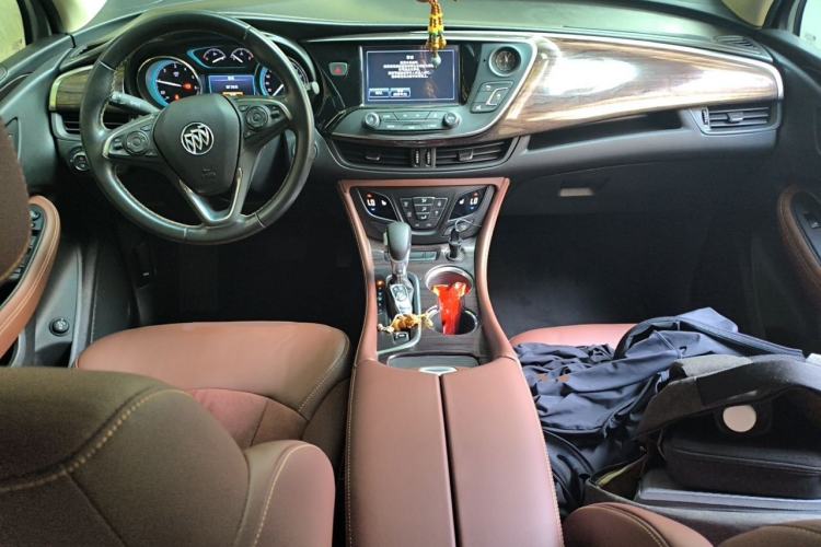 Used Buick Envision 2017 20T Two-Wheel Drive Luxury Model Center Console