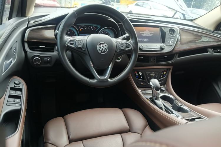 Used Buick Envision 2017 28T Four-Wheel Drive Luxury Model Center Console