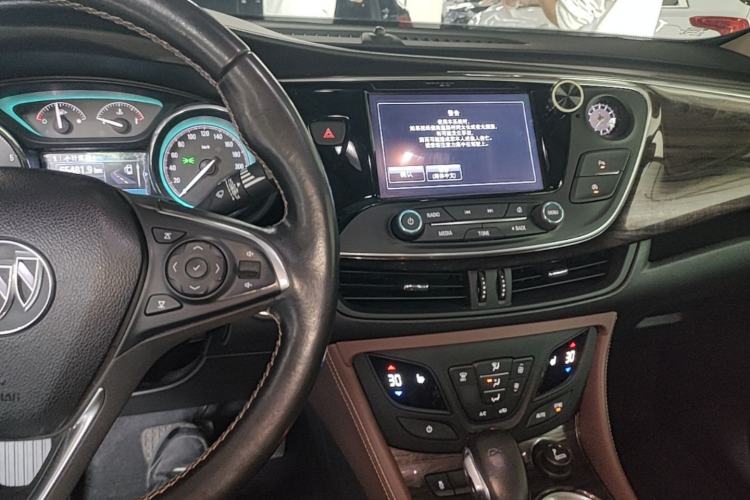 Used Buick Envision 2017 20T Two-Wheel Drive Elite Version Center Console