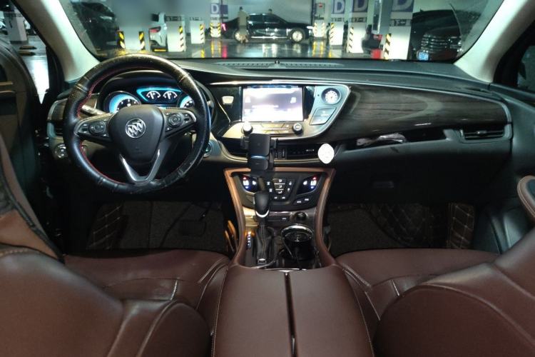 Used Buick Envision 2017 28T Four-Wheel Drive Elite Model Center Console