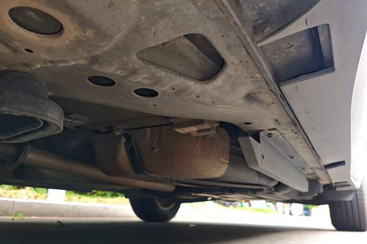 Used Buick Envision 2017 20T Two-Wheel Drive Leading Version Chassis Front Left