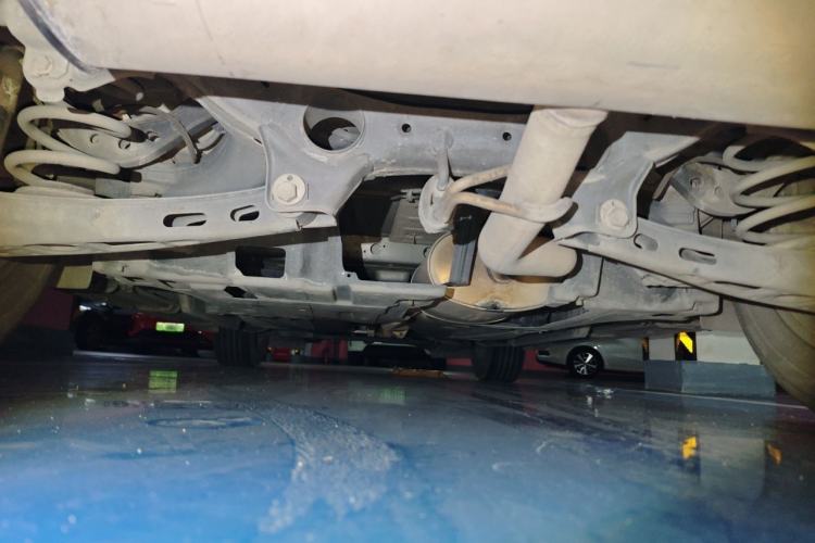 Used Buick Envision 2017 20T Two-Wheel-Drive Tech Edition Chassis Rear
