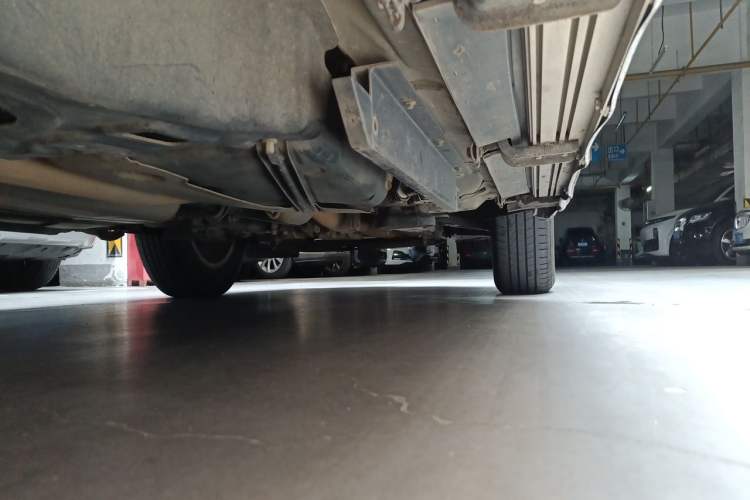 Used Buick Envision 2017 28T Four-Wheel Drive Elite Model Chassis Rear Right