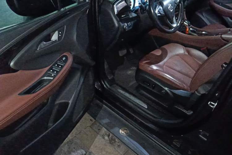 Used Buick Envision 2017 20T Two-Wheel Drive Elite Version Driver Seat
