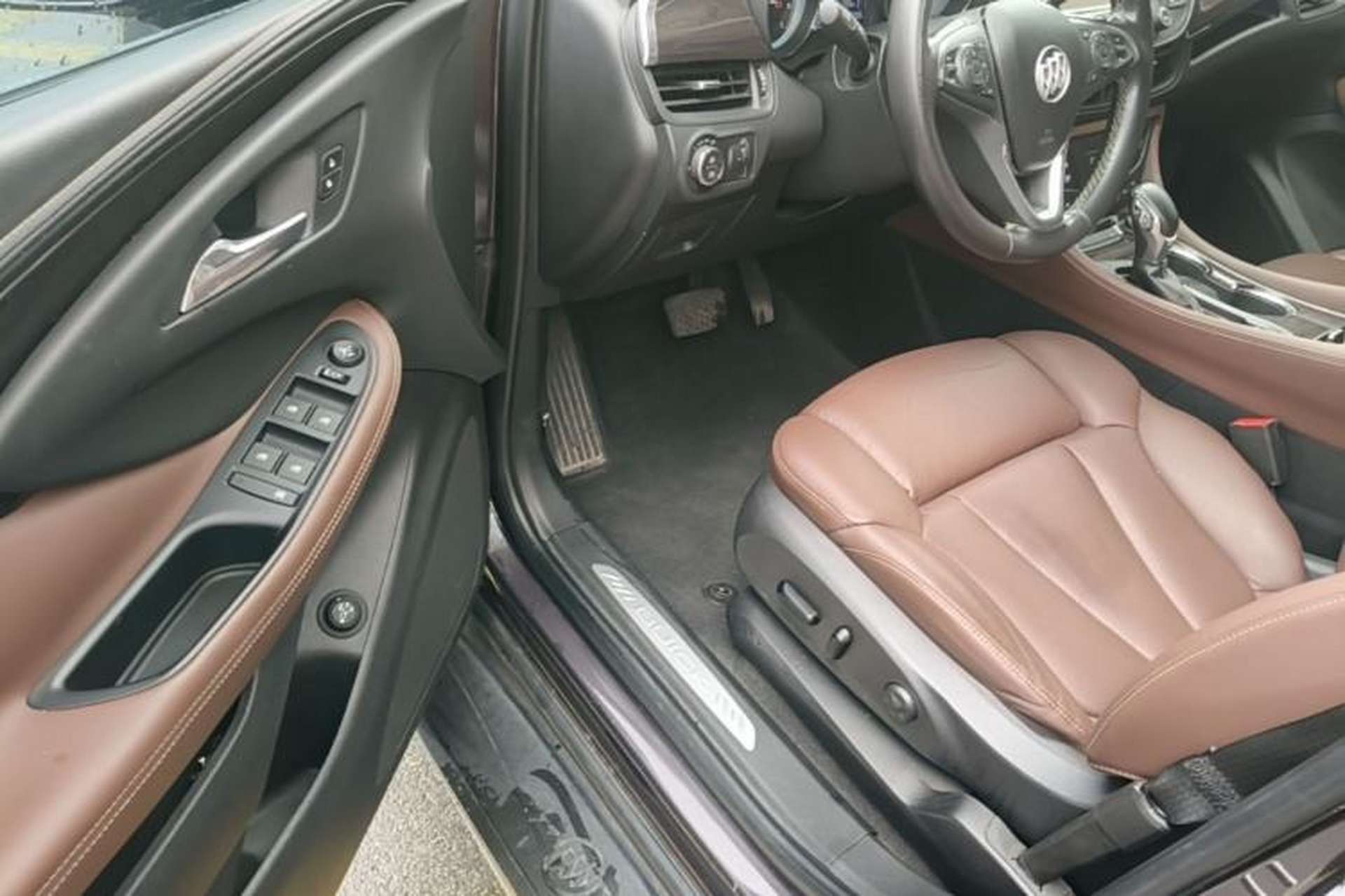 Used Buick Envision 2017 28T Four-Wheel Drive Luxury Model Driver Seat