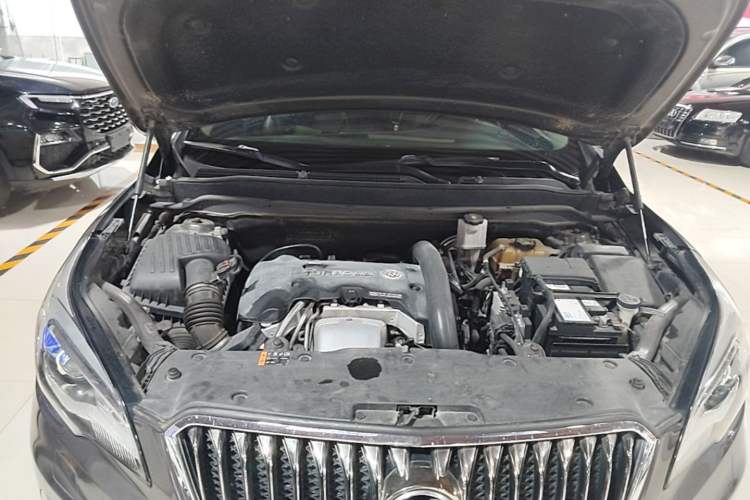 Used Buick Envision 2017 28T Four-Wheel Drive Elite Model Engine Bay