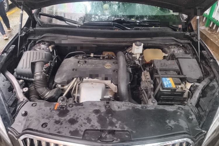 Used Buick Envision 2017 28T Four-Wheel Drive Elite Model Engine Bay