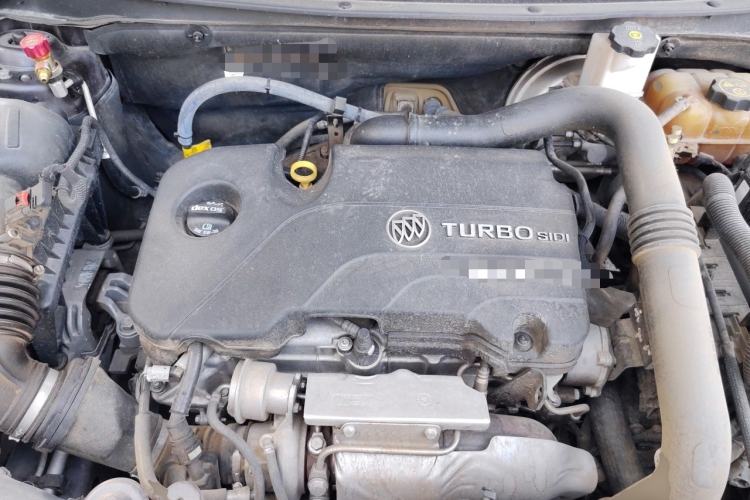 Used Buick Envision 2017 20T Two-Wheel Drive Elite Version Engine Bay
