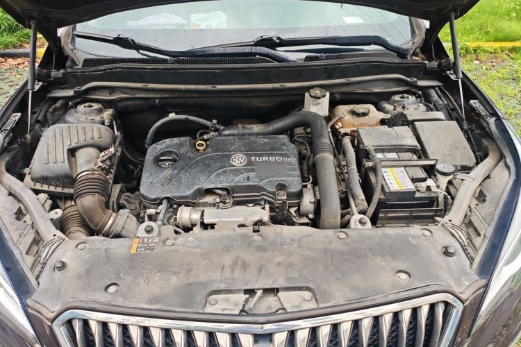 Used Buick Envision 2017 20T Two-Wheel Drive Luxury Model Engine Bay