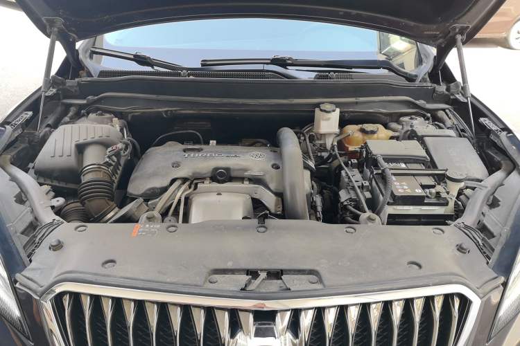 Used Buick Envision 2017 28T Four-Wheel Drive Elite Model Engine Bay