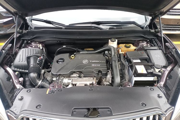 Used Buick Envision 2017 20T Two-Wheel Drive Leading Version Engine Bay