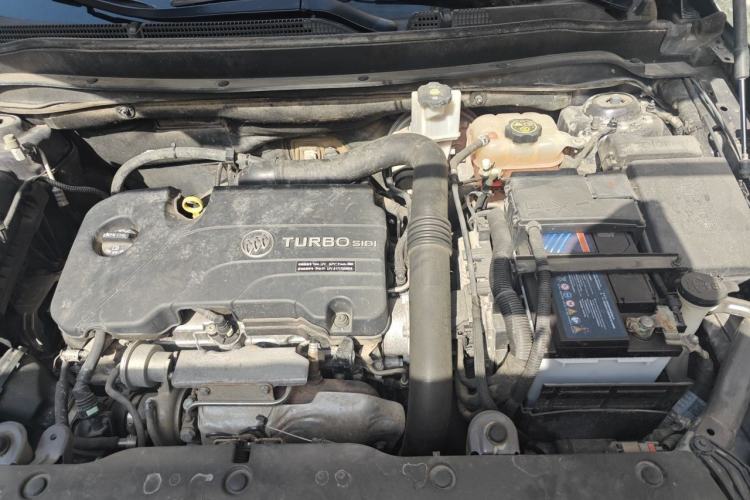 Used Buick Envision 2017 20T Two-Wheel Drive Leading Version Engine Bay