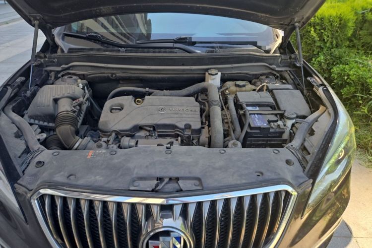 Used Buick Envision 2017 20T Two-Wheel Drive Leading Version Engine Bay