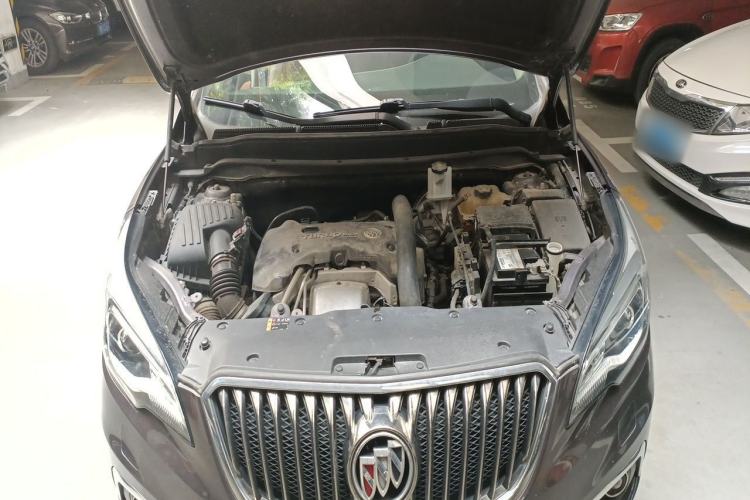Used Buick Envision 2017 28T Four-Wheel Drive Elite Model Engine Bay