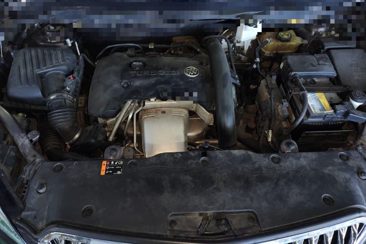 Used Buick Envision 2017 28T Four-Wheel Drive Elite Model Engine Bay