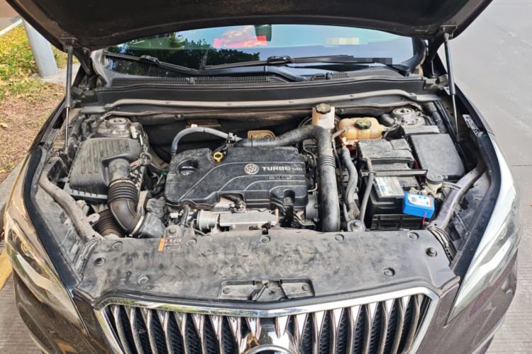 Used Buick Envision 2017 20T Two-Wheel Drive Leading Version Engine Bay