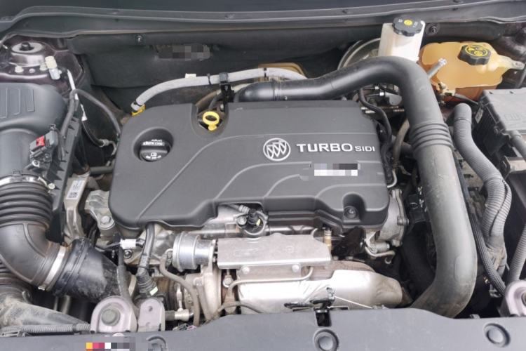 Used Buick Envision 2017 20T Two-Wheel Drive Elite Version Engine Bay