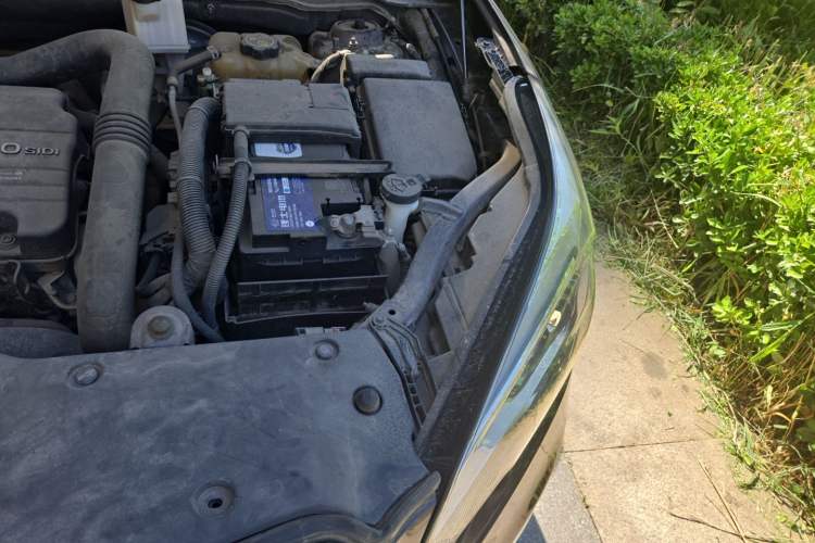 Used Buick Envision 2017 20T Two-Wheel Drive Leading Version Engine Bay Left