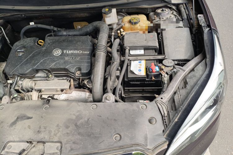 Used Buick Envision 2017 20T Two-Wheel Drive Leading Version Engine Bay Left