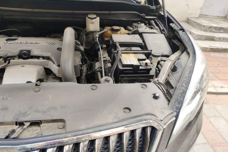 Used Buick Envision 2017 28T Four-Wheel Drive Elite Model Engine Bay Left