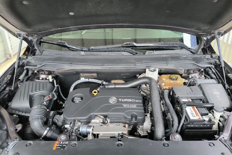 Used Buick Envision 2017 20T Two-Wheel Drive Leading Version Engine Bay