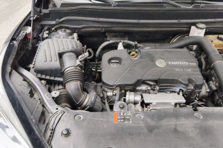 Used Buick Envision 2017 20T Two-Wheel Drive Luxury Model Engine Bay Right
