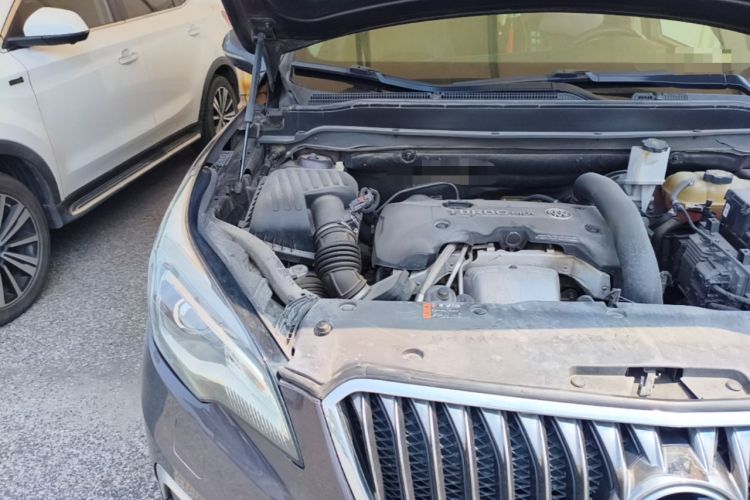 Used Buick Envision 2017 28T Four-Wheel Drive Elite Model Engine Bay Right