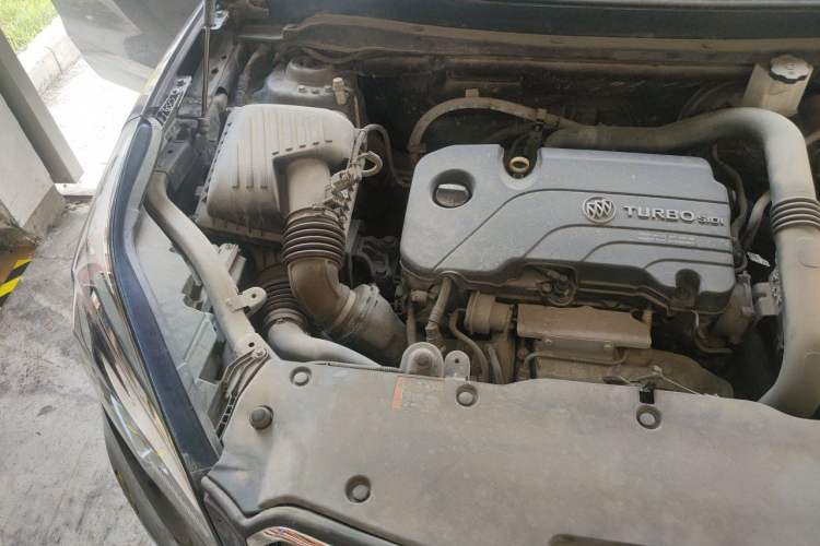 Used Buick Envision 2017 20T Two-Wheel Drive Leading Version Engine Bay Right