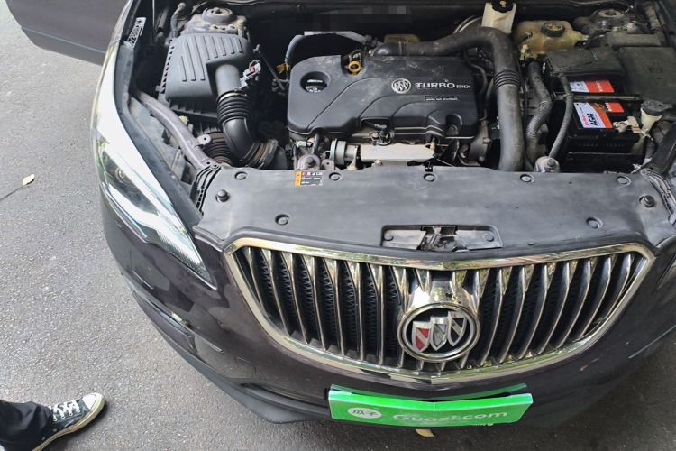 Used Buick Envision 2017 20T Two-Wheel Drive Luxury Model Engine Bay Right