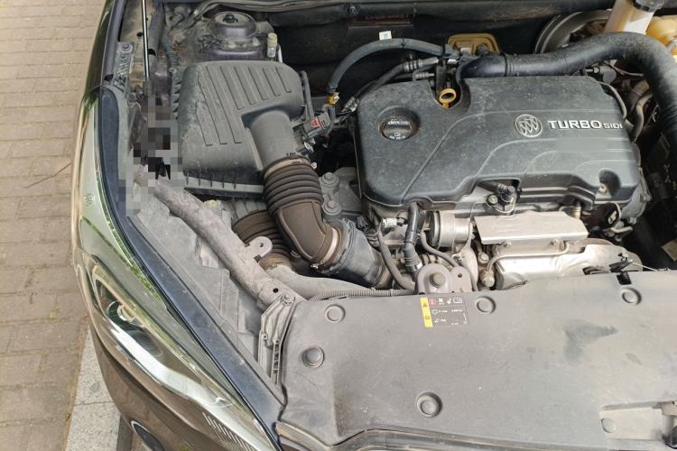 Used Buick Envision 2017 20T Two-Wheel Drive Leading Version Engine Bay Right
