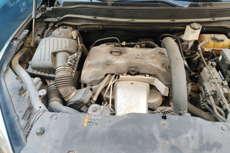 Used Buick Envision 2017 28T Four-Wheel Drive Elite Model Engine Bay Right