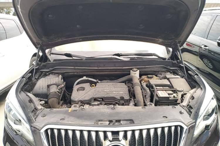 Used Buick Envision 2017 20T Two-Wheel Drive Leading Version Engine Bay