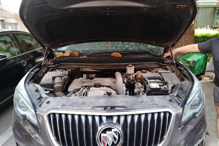 Used Buick Envision 2017 28T Four-Wheel Drive Elite Model Engine Bay