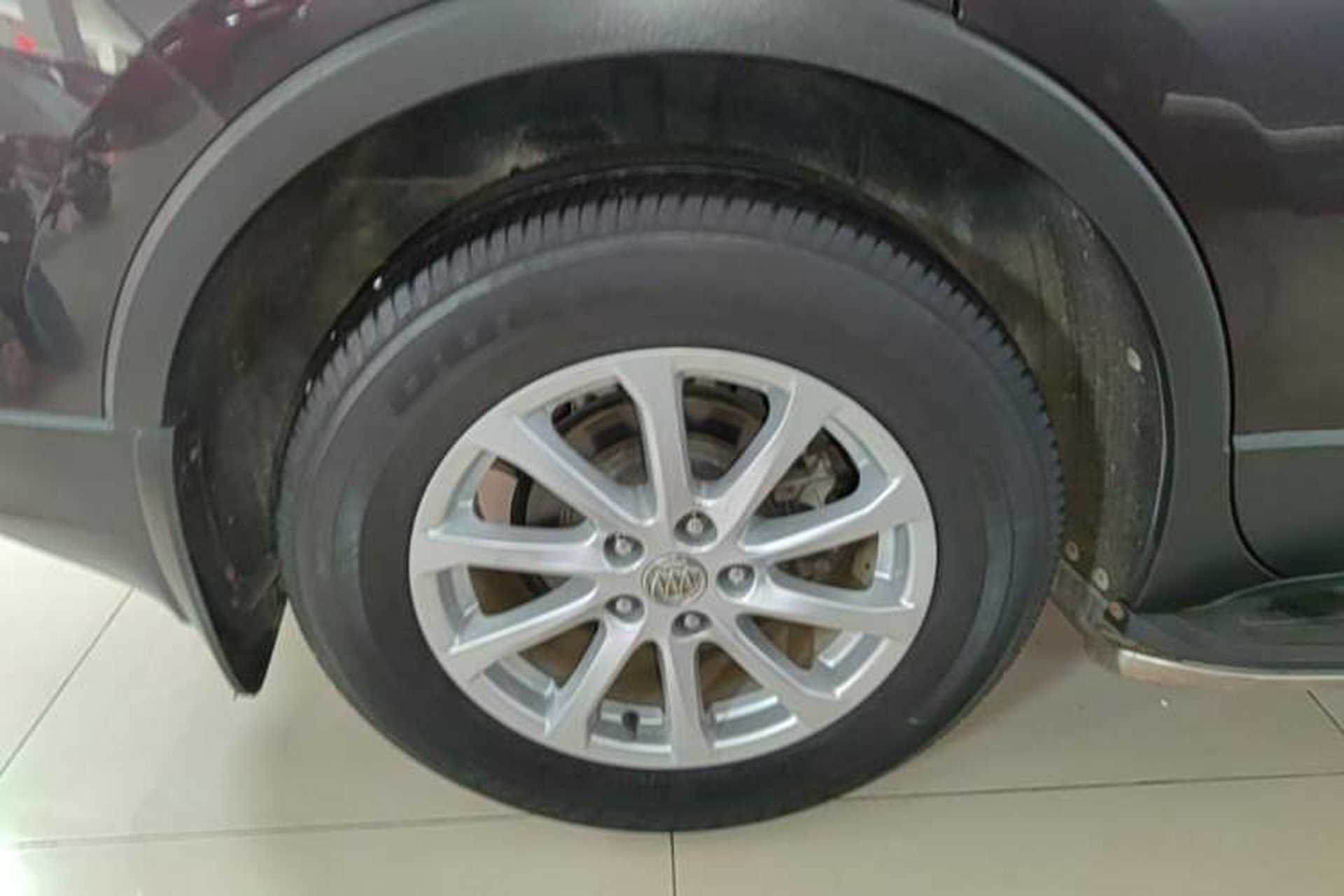 Used Buick Envision 2017 20T Two-Wheel Drive Luxury Model Exterior 3