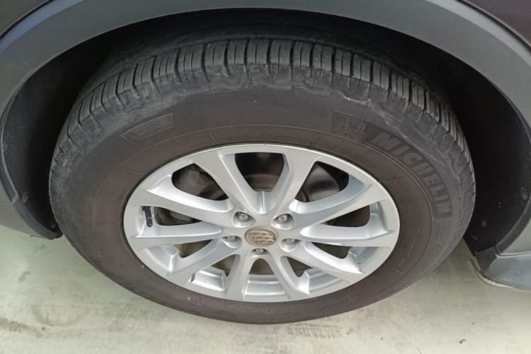 Used Buick Envision 2017 20T Two-Wheel Drive Elite Version Exterior 4