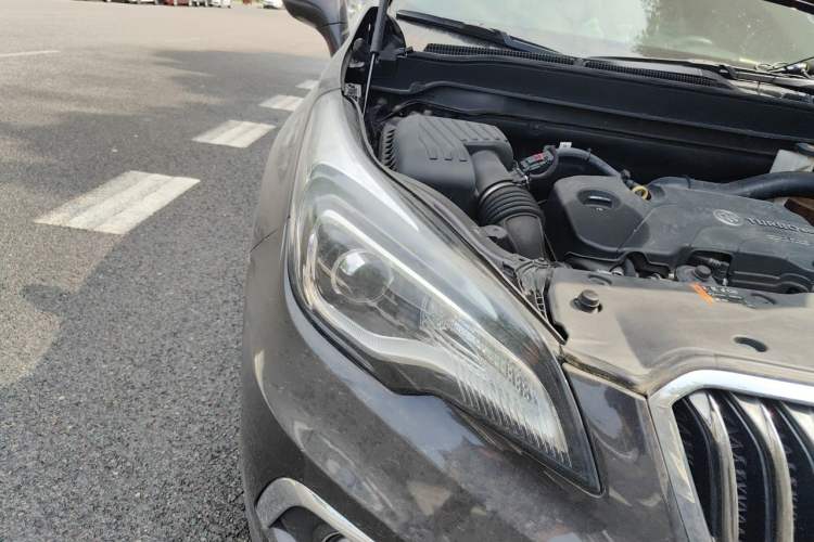 Used Buick Envision 2017 20T Two-Wheel Drive Elite Version Exterior 6