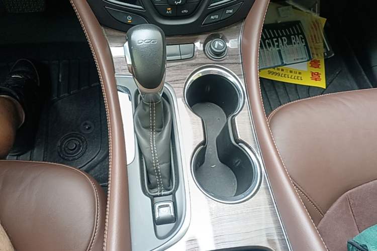 Used Buick Envision 2017 20T Two-Wheel Drive Elite Version Gear Lever