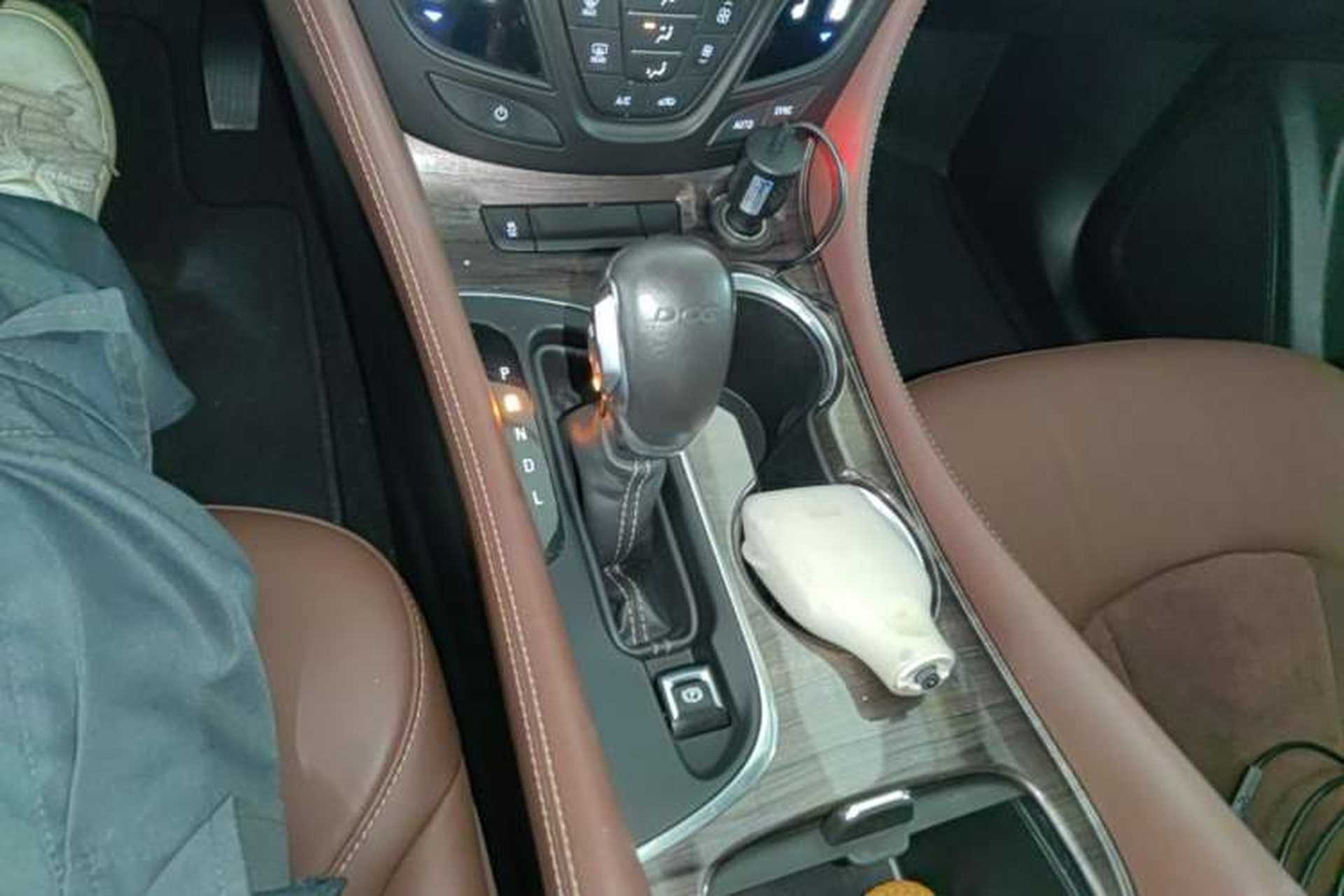Used Buick Envision 2017 20T Two-Wheel Drive Luxury Model Gear Lever