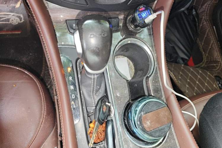 Used Buick Envision 2017 20T Two-Wheel Drive Elite Version Gear Lever