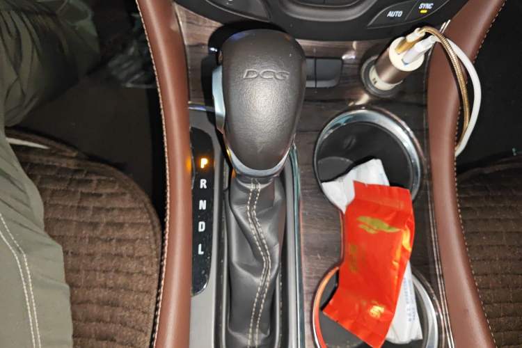 Used Buick Envision 2017 20T Two-Wheel Drive Luxury Model Gear Lever